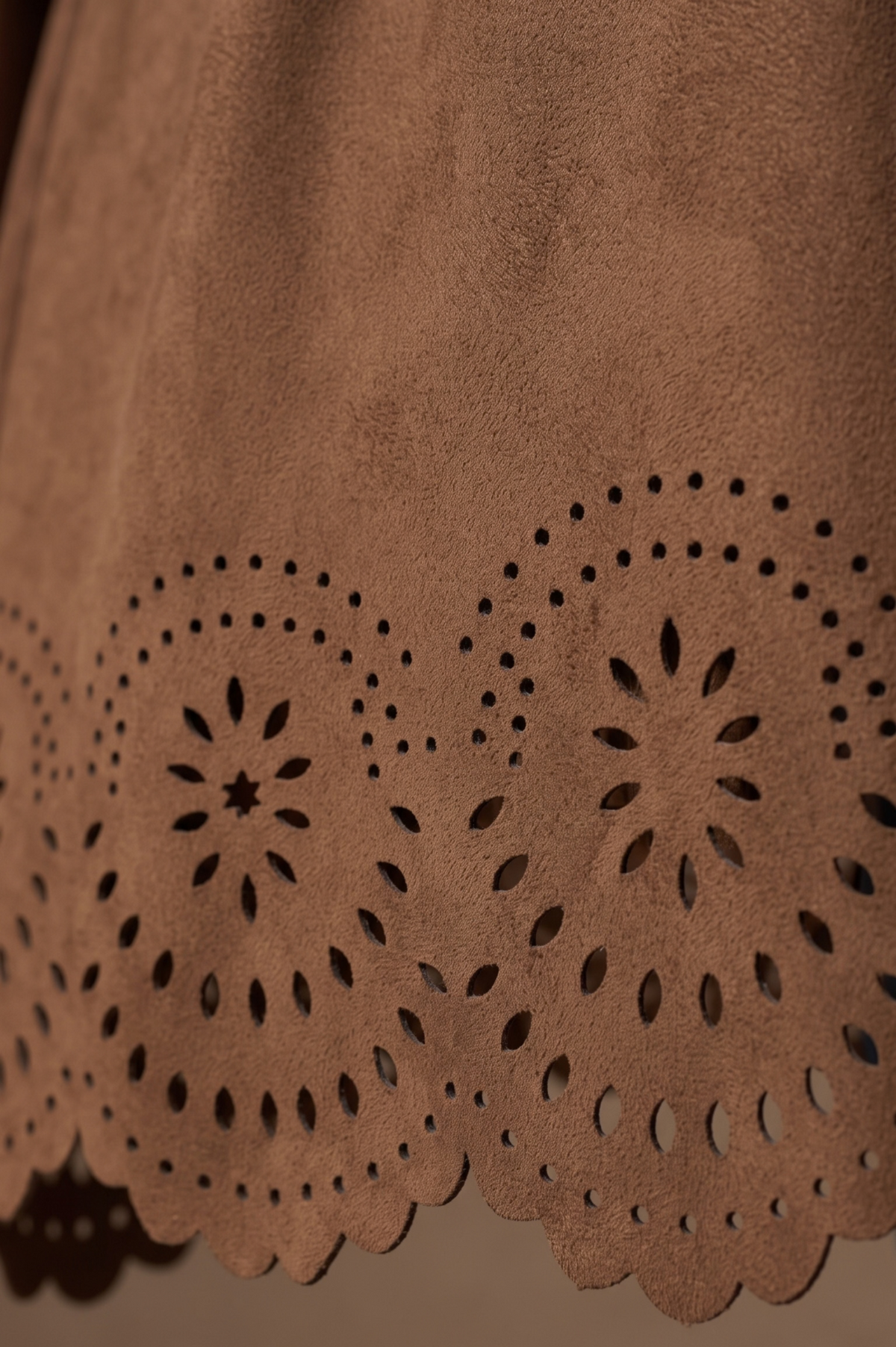 Sienne floral cutwork and scalloped hem detail